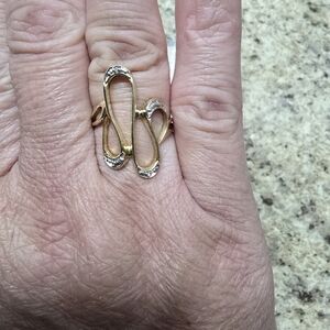 Elegant Gold and Silver Women's Ring